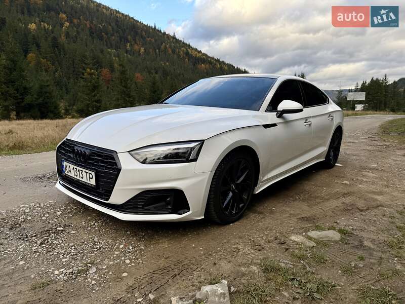 Лифтбек Audi A5 2020 в Киеве