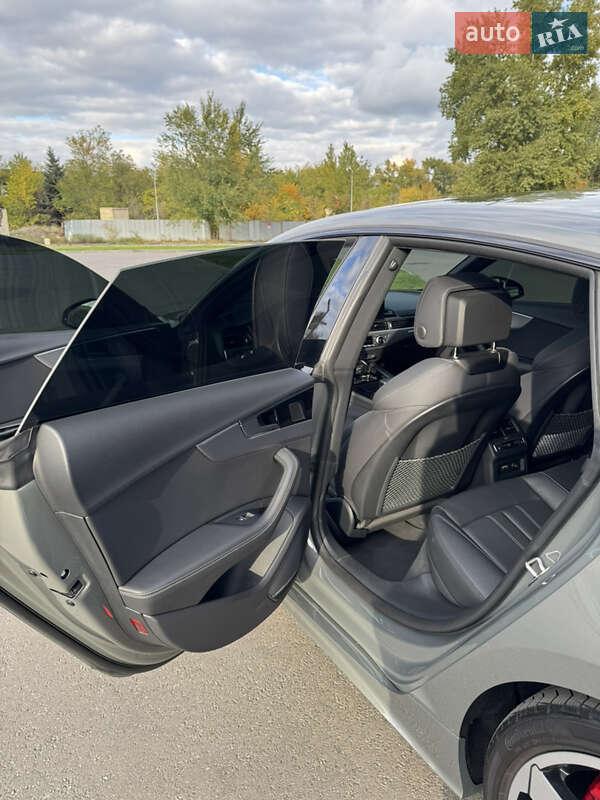 Лифтбек Audi A5 2022 в Днепре фото 17 Лифтбек Audi A5 2022 в Днепре