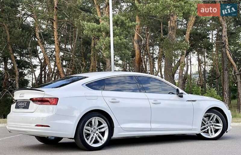 Купе Audi A5 2017 в Киеве