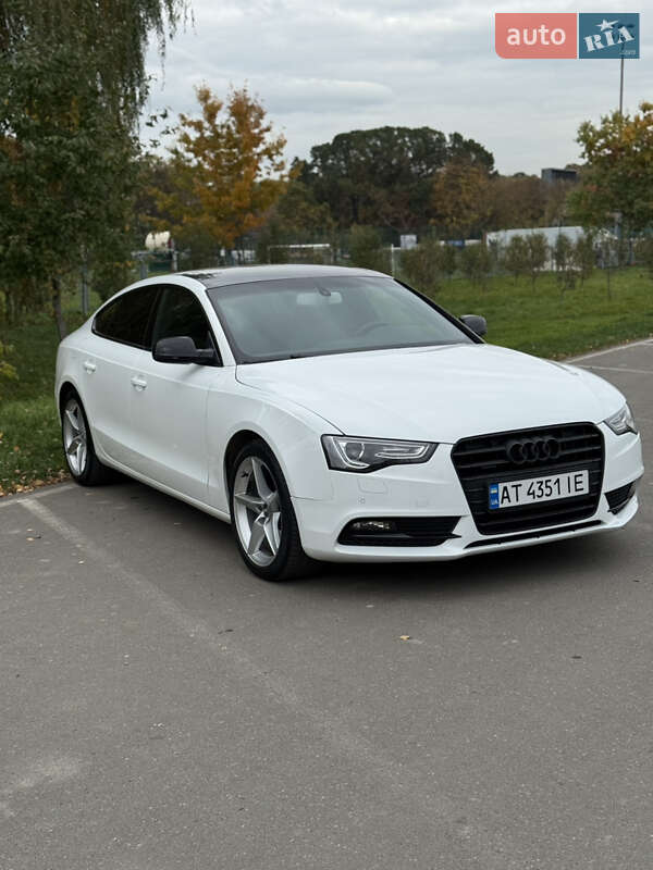 Купе Audi A5 2012 в Ивано-Франковске