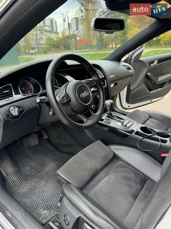 Купе Audi A5 2012 в Ивано-Франковске