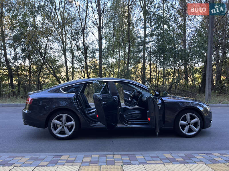 Купе Audi A5 2009 в Чернигове
