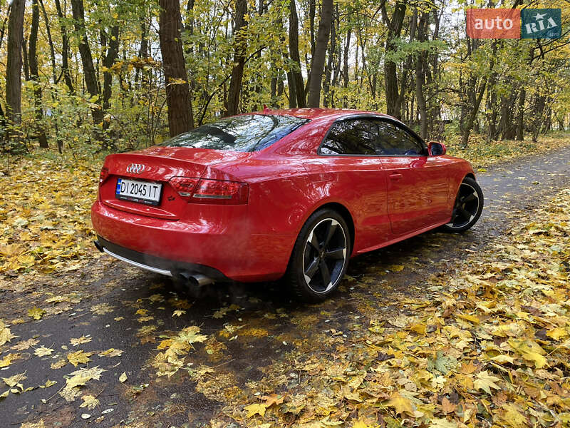 Купе Audi A5 2010 в Києві