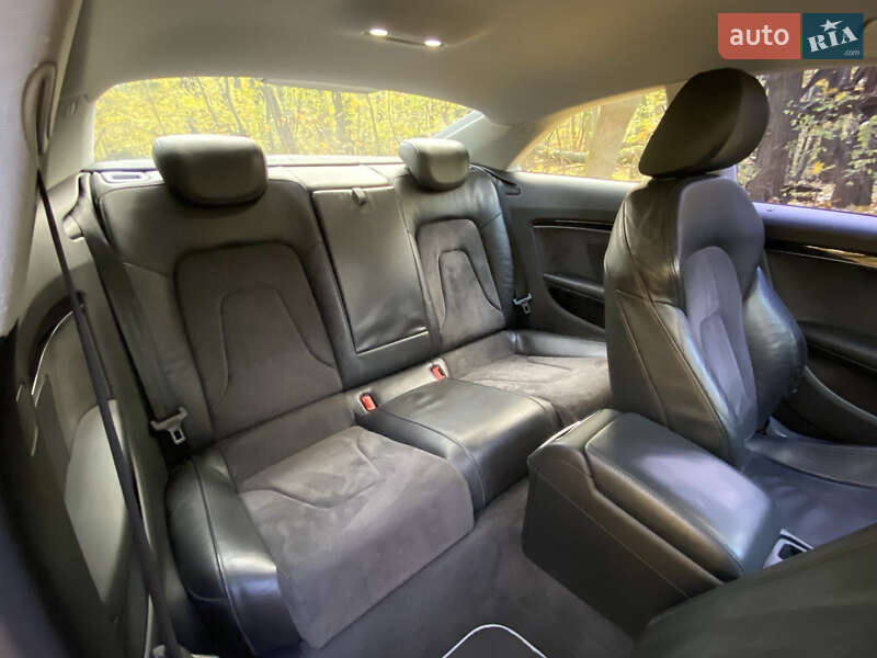 Купе Audi A5 2010 в Києві