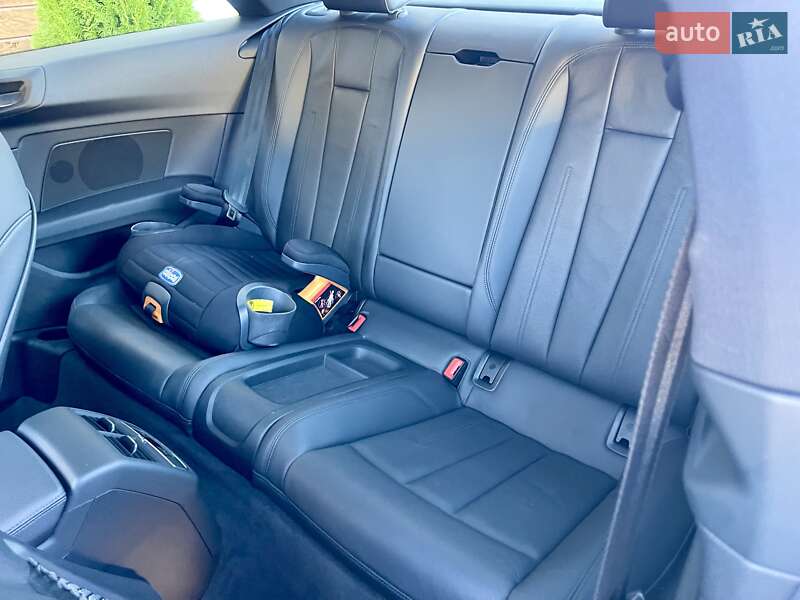 Купе Audi A5 2017 в Киеве фото 10 Купе Audi A5 2017 в Киеве