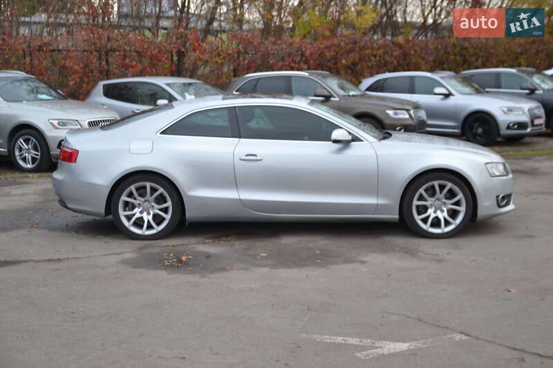 Купе Audi A5 2011 в Луцке