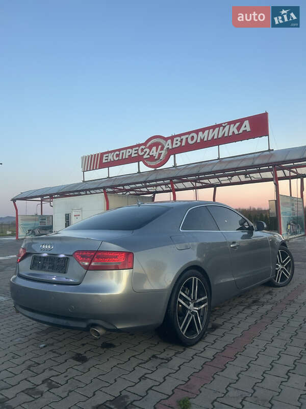 Купе Audi A5 2009 в Тячеві