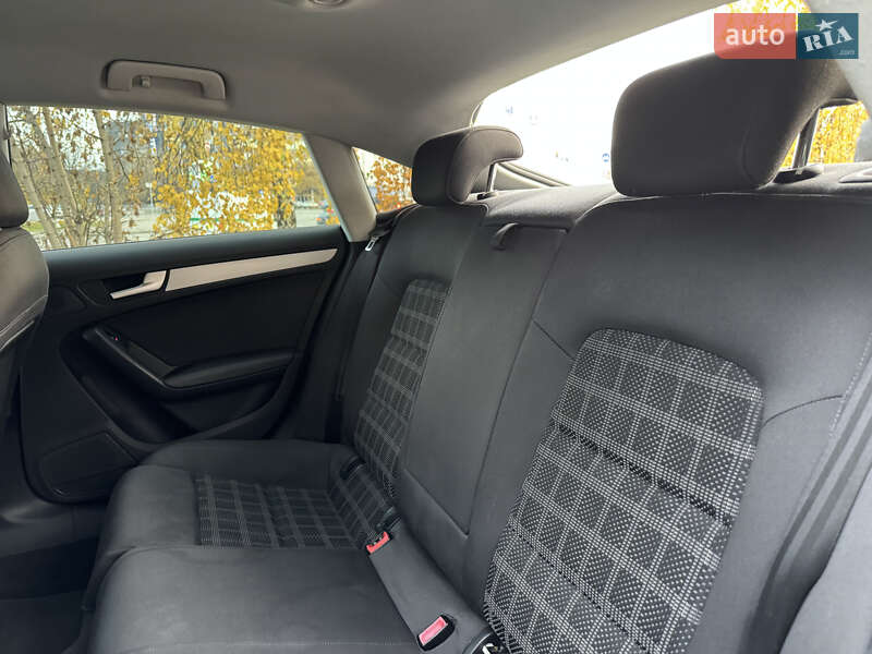 Купе Audi A5 2010 в Києві фото 10 Купе Audi A5 2010 в Києві