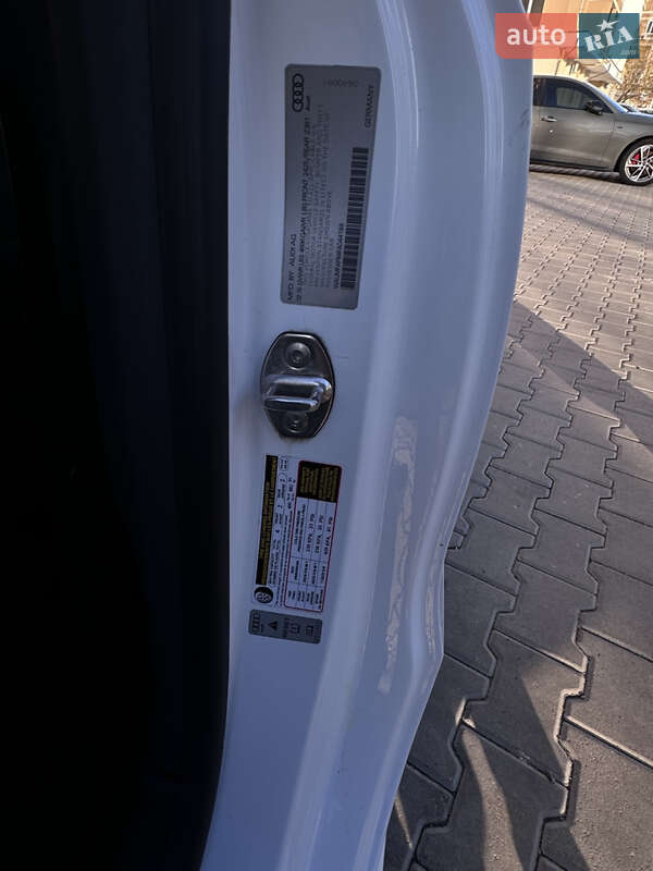 Купе Audi A5 2015 в Києві фото 16 Купе Audi A5 2015 в Києві