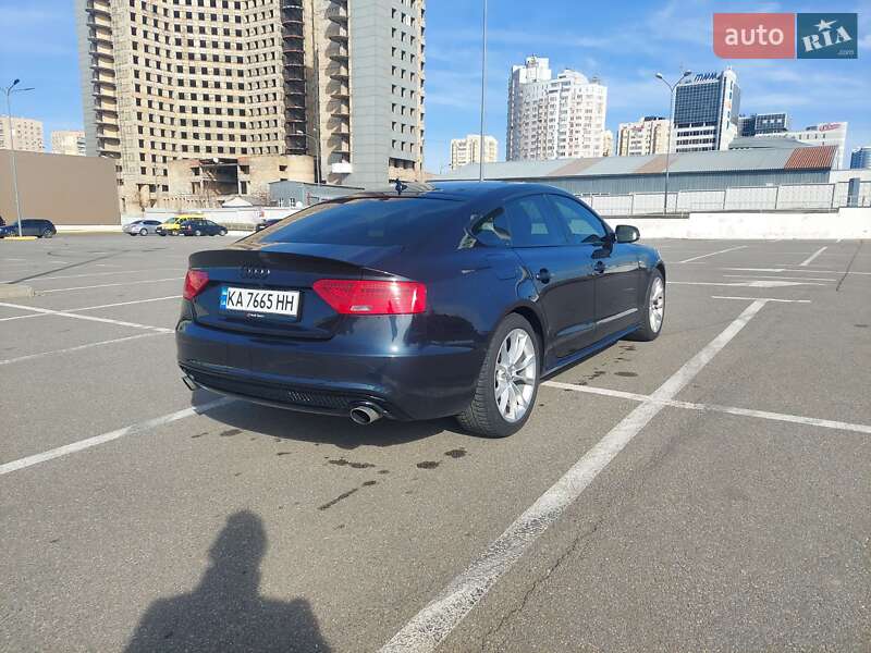 Купе Audi A5 2013 в Ужгороде