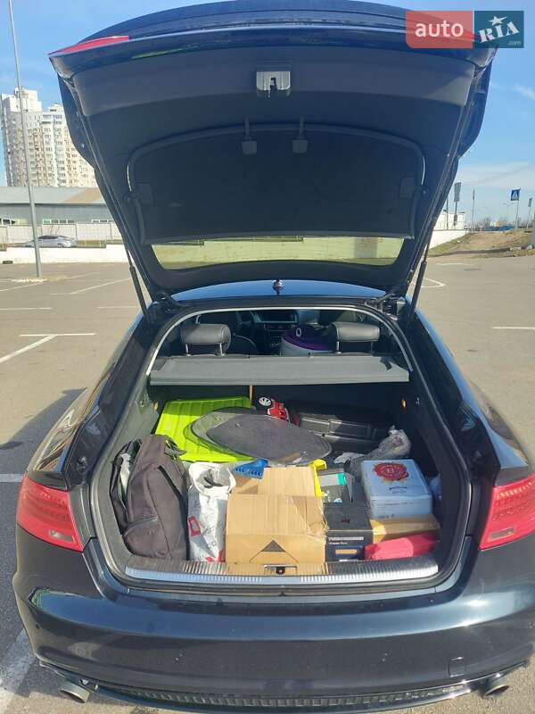 Купе Audi A5 2013 в Ужгороді