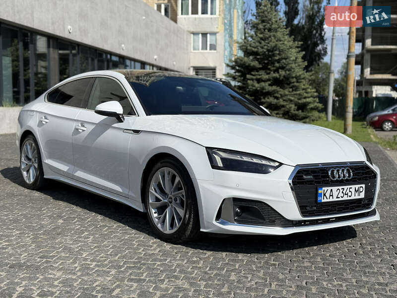 Лифтбек Audi A5 2022 в Днепре