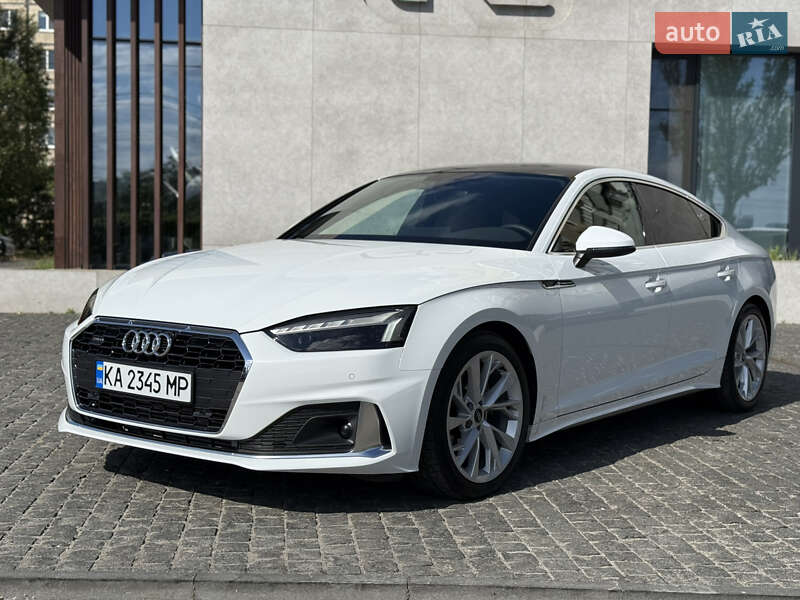 Лифтбек Audi A5 2022 в Днепре