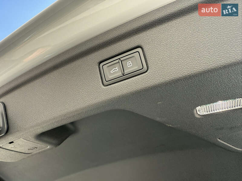 Лифтбек Audi A5 2022 в Днепре