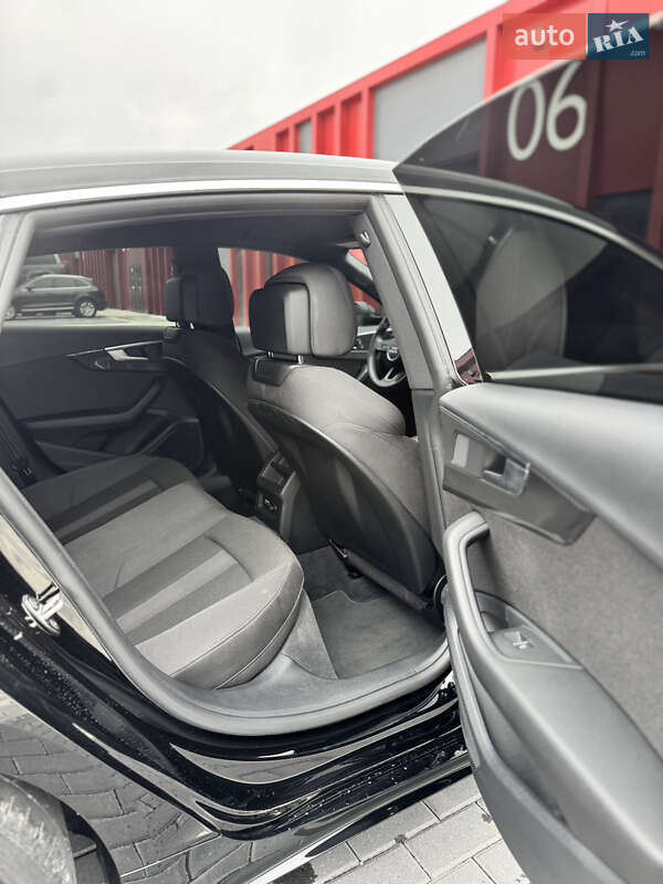 Ліфтбек Audi A5 2023 в Львові фото 31 Ліфтбек Audi A5 2023 в Львові