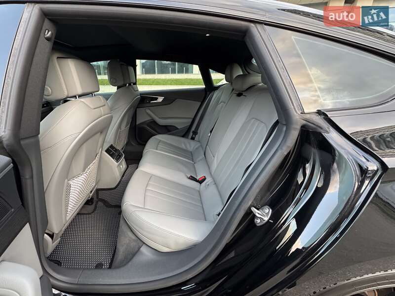 Купе Audi A5 2018 в Днепре