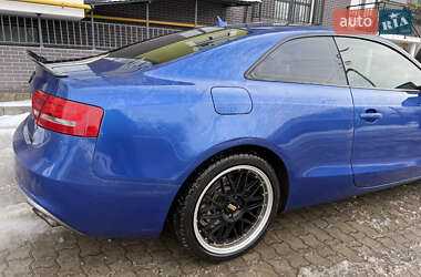 Купе Audi A5 2011 в Жовкве