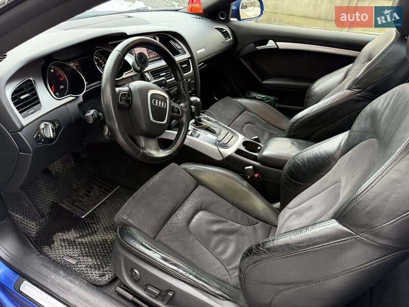 Купе Audi A5 2011 в Жовкве