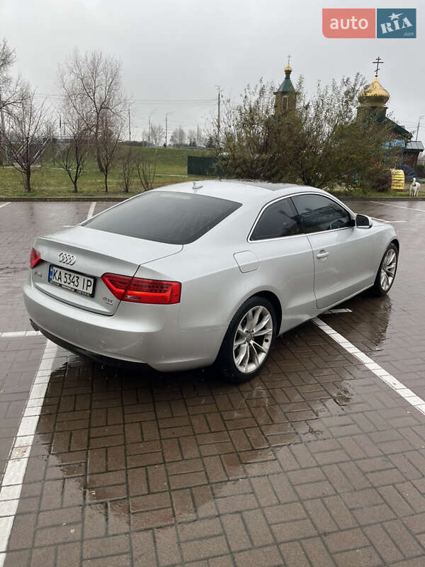 Купе Audi A5 2012 в Киеве