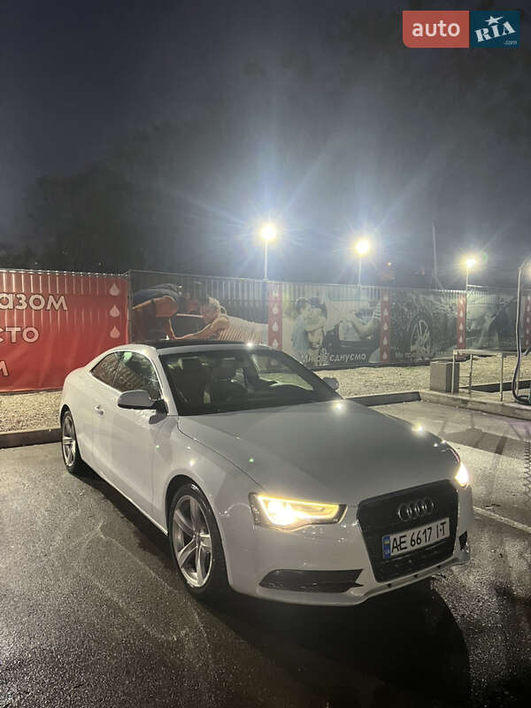 Купе Audi A5 2013 в Киеве