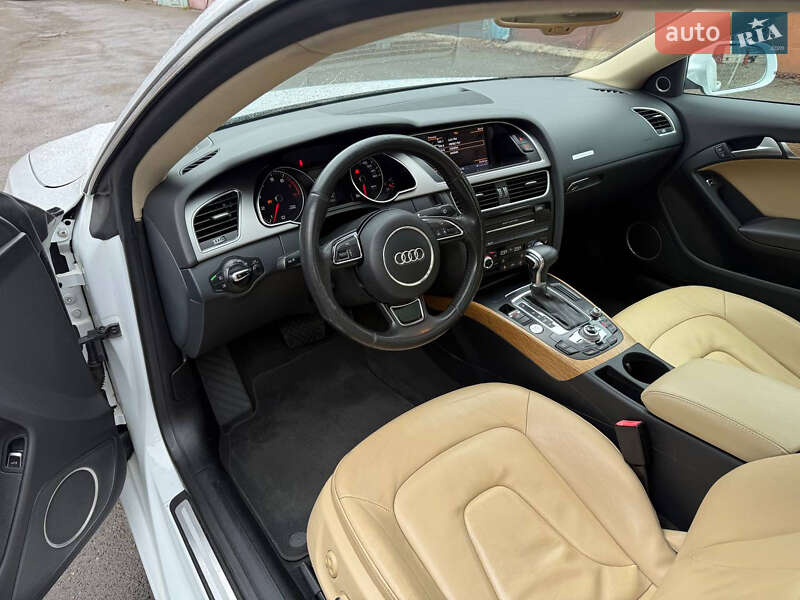 Купе Audi A5 2013 в Киеве