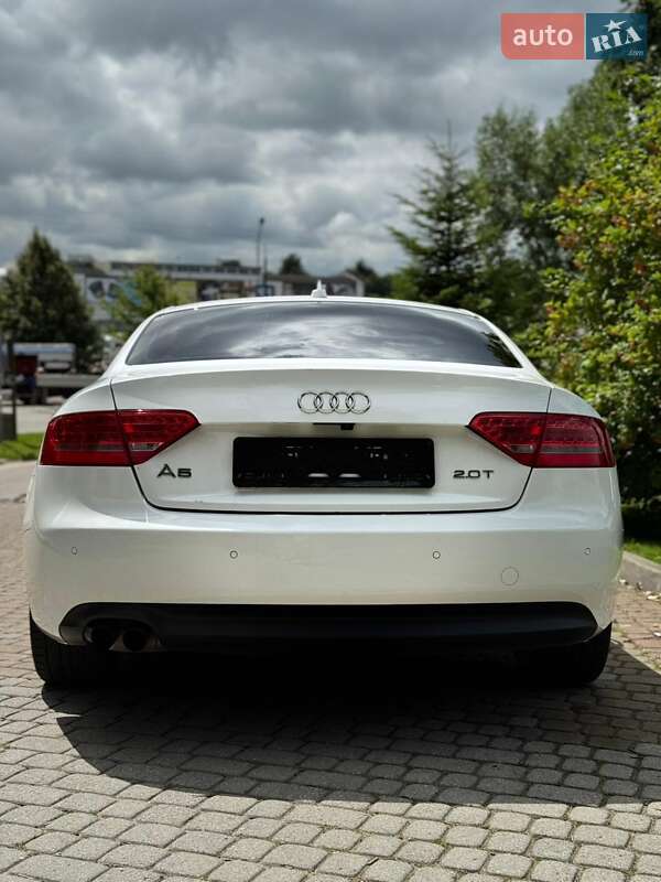 Купе Audi A5 2011 в Львові