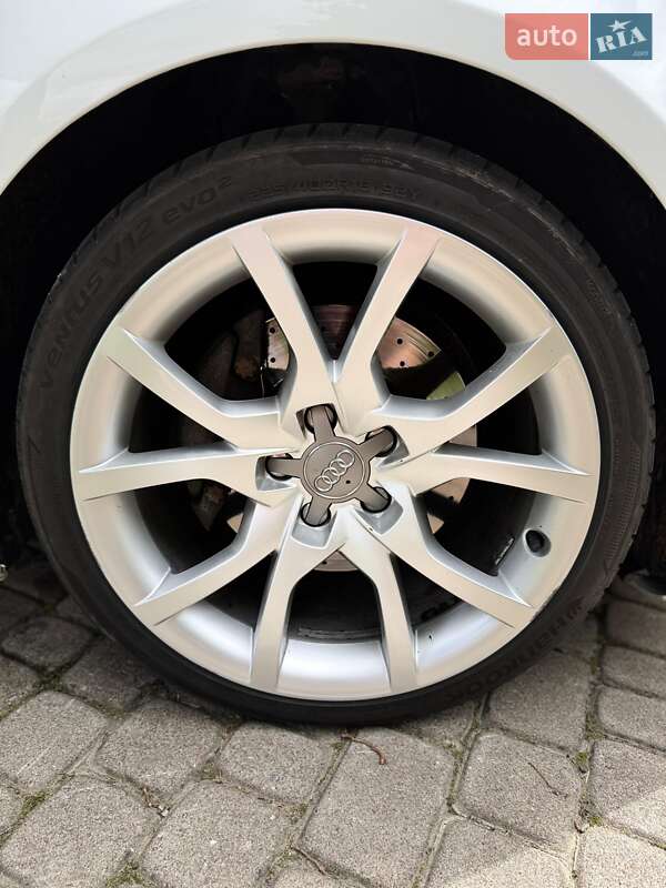 Купе Audi A5 2011 в Львові