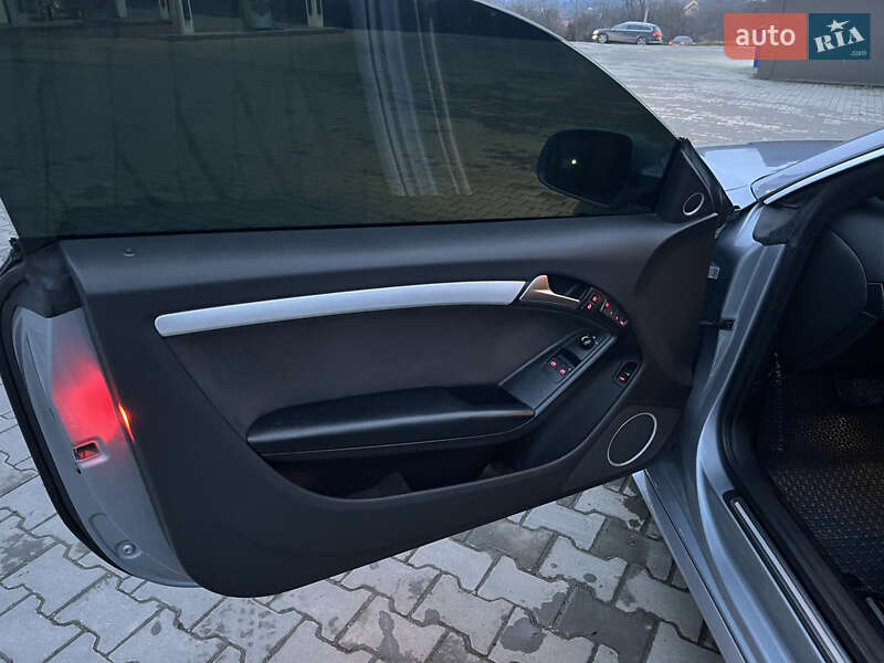 Купе Audi A5 2009 в Черновцах