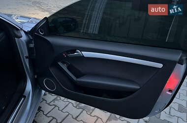 Купе Audi A5 2009 в Черновцах