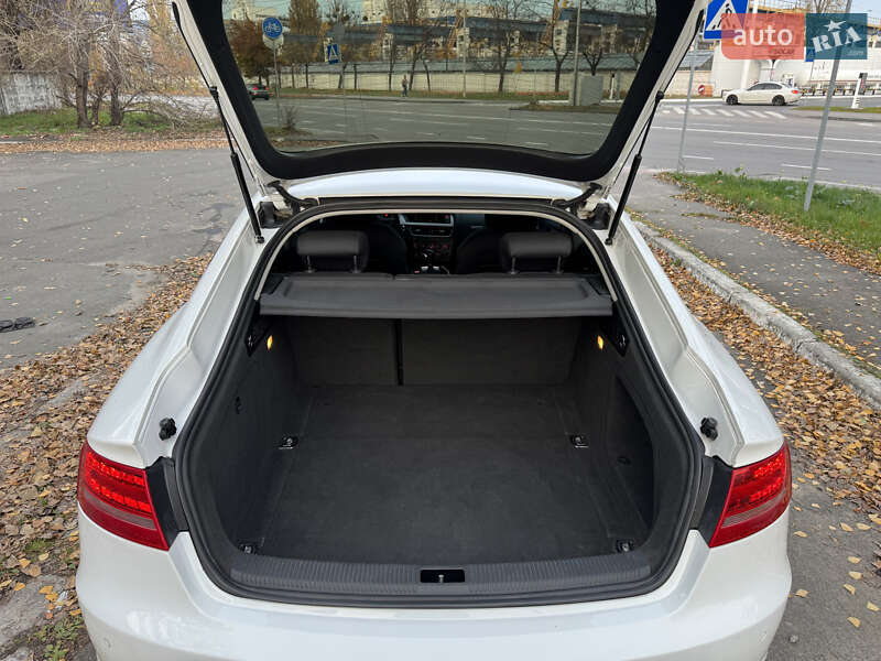 Купе Audi A5 2010 в Киеве