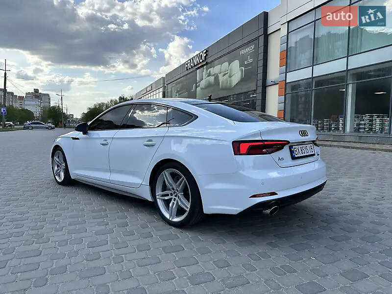 Купе Audi A5 2017 в Киеве