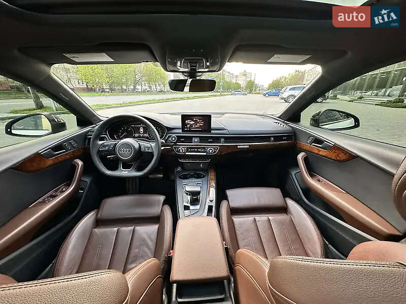 Купе Audi A5 2017 в Киеве