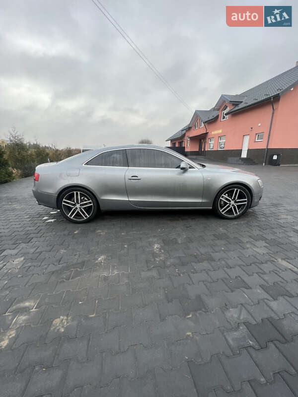 Купе Audi A5 2009 в Львові