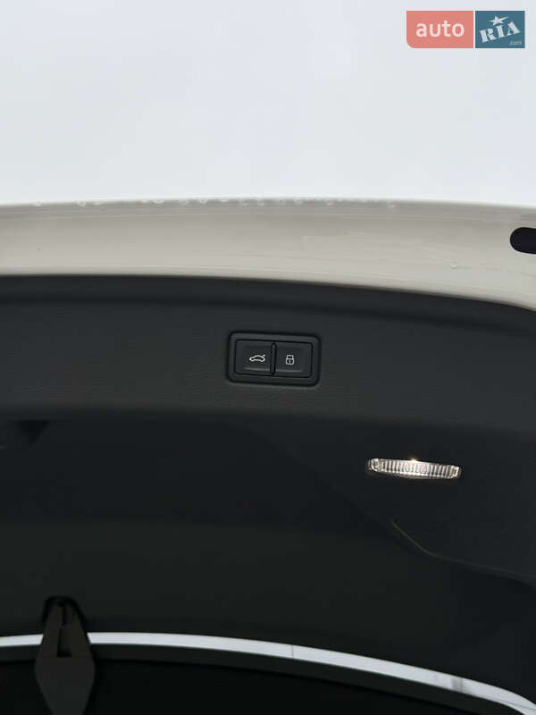 Лифтбек Audi A5 2023 в Одессе