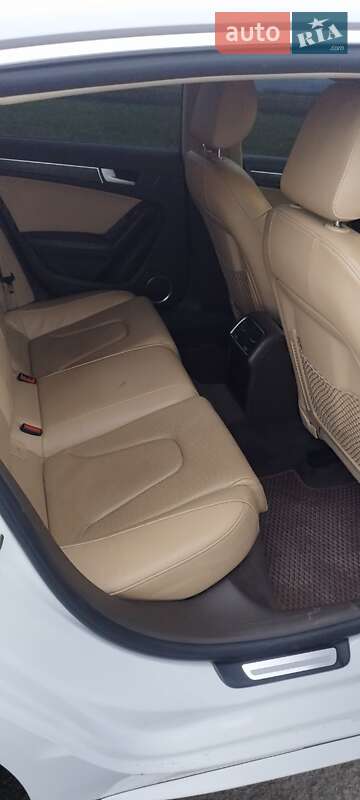 Купе Audi A5 2012 в Раздельной