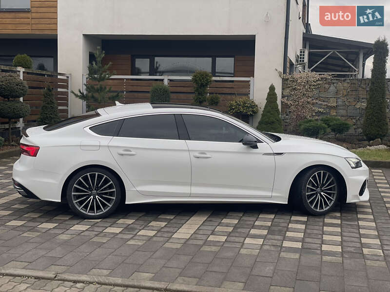 Лифтбек Audi A5 2020 в Стрые