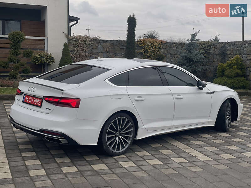 Лифтбек Audi A5 2020 в Стрые