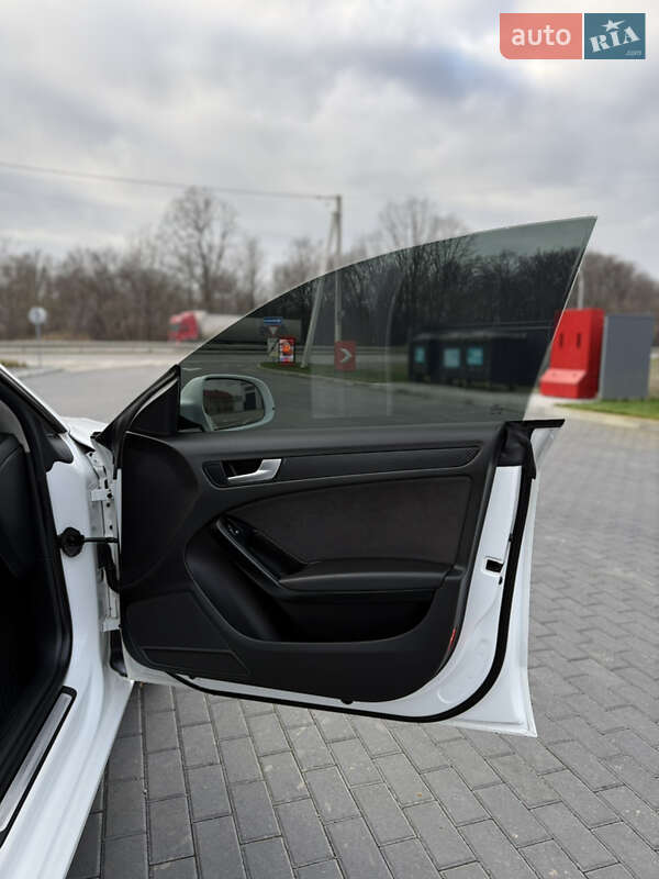 Купе Audi A5 2009 в Черновцах