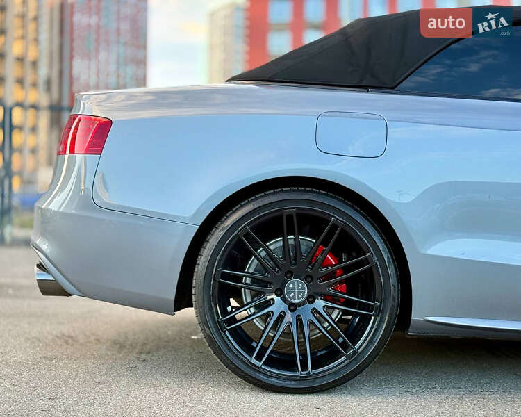 Кабриолет Audi A5 2014 в Киеве