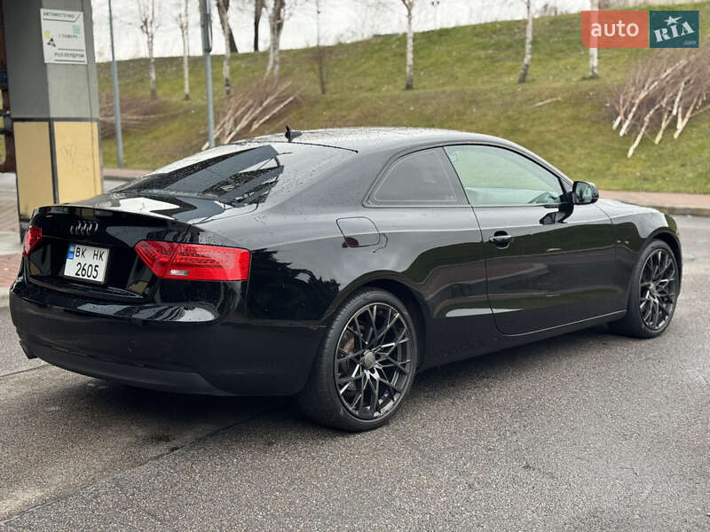 Купе Audi A5 2014 в Киеве