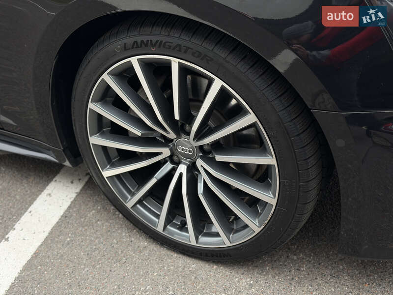 Купе Audi A5 2019 в Киеве