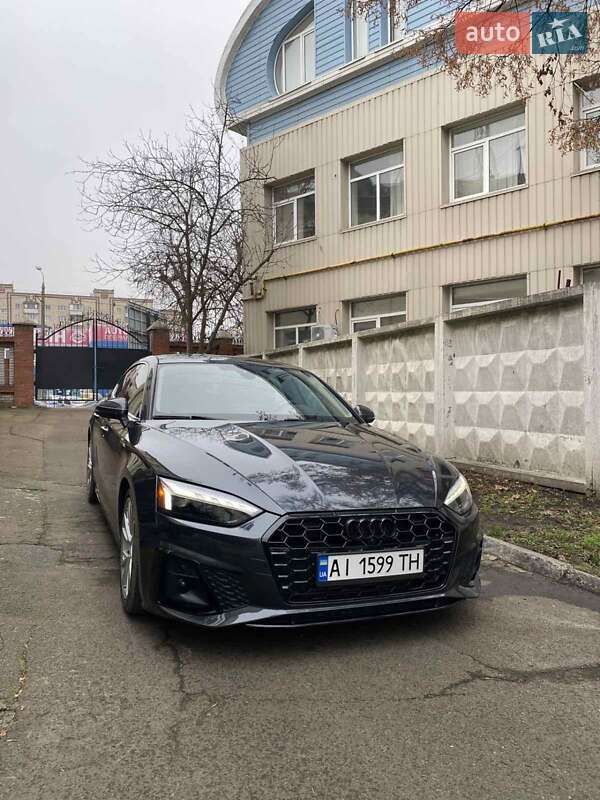 Лифтбек Audi A5 2022 в Киеве