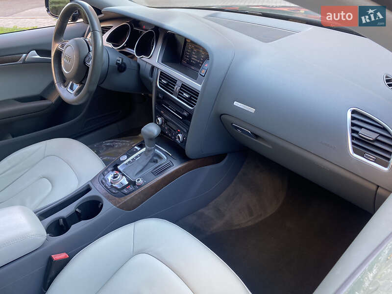 Купе Audi A5 2013 в Луцке