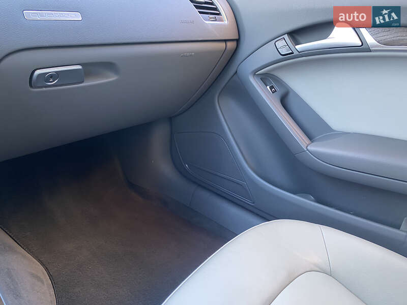 Купе Audi A5 2013 в Луцке