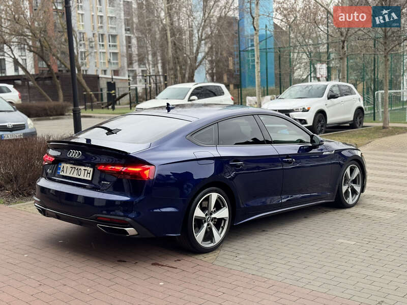 Лифтбек Audi A5 2020 в Киеве