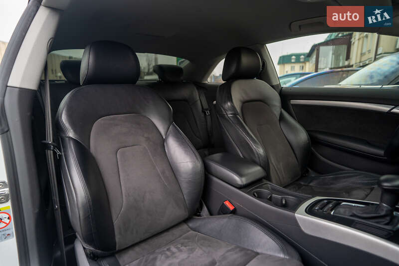 Купе Audi A5 2011 в Києві фото 30 Купе Audi A5 2011 в Києві