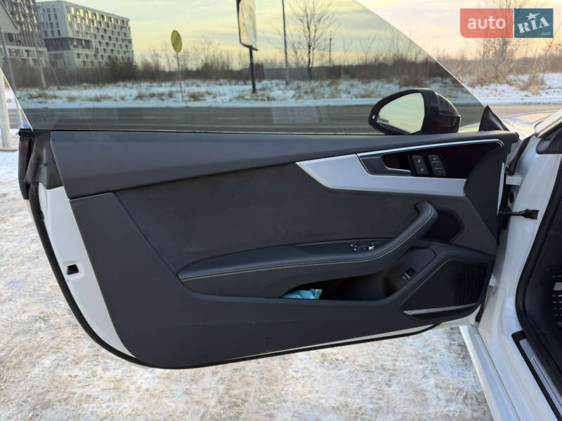 Купе Audi A5 2024 в Львові