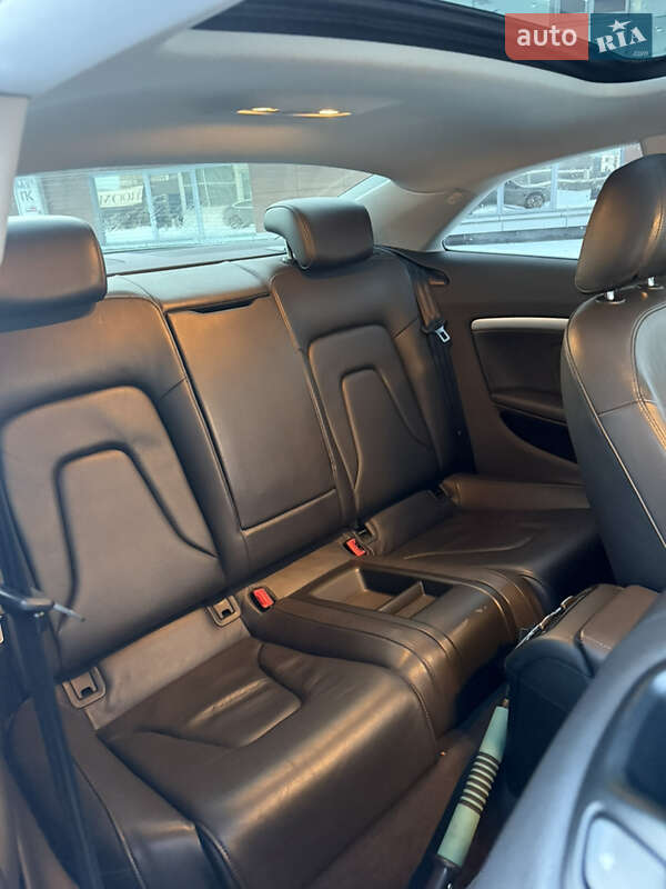 Купе Audi A5 2013 в Києві