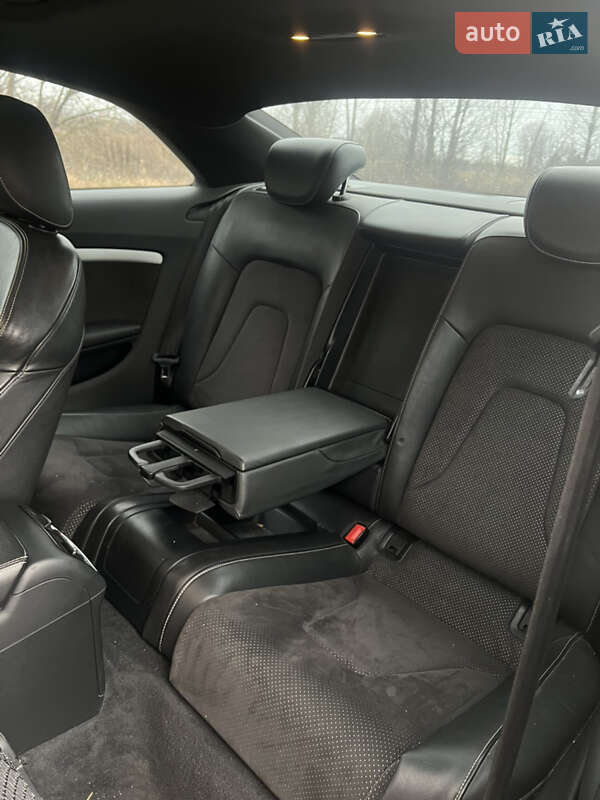 Купе Audi A5 2012 в Киеве