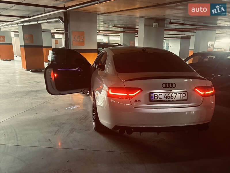 Купе Audi A5 2012 в Киеве